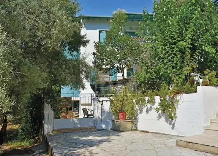 Hotel Argo Áyios Nikítas